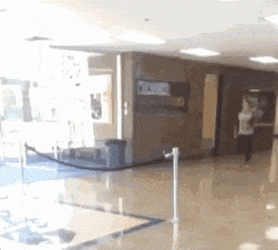 |搞笑GIF趣图：高考结束才发现，其实高中生活更好一些，大家各奔东西真有些不舍