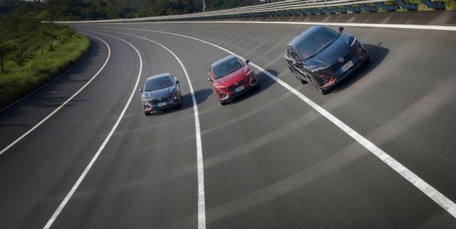 试驾|试驾长安UNI-T,时速达到200km/h时,真\贴地飞行\