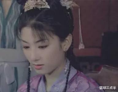 王艳▲古装剧中那些看似简单却美爆了的造型，陈法蓉王艳上榜，网友：太美