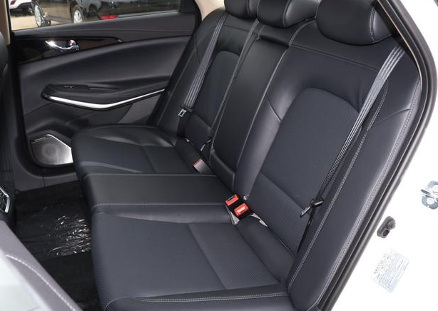 长安汽车|长安再出“爆款车型”,配蓝鲸发动机,不到10万入手B级车