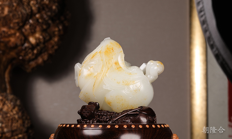 【】和田玉现状：器重而贵，大器难寻