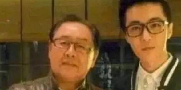 猪八戒|73岁“猪八戒”马德华，与“嫦娥”恩爱多年，儿子也十分出色