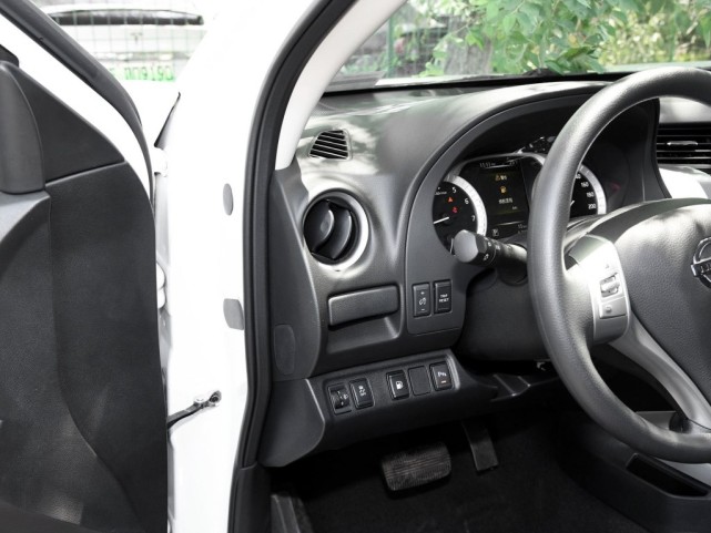 日产|又一“精品”日系硬派SUV，比哈弗H9便宜，全系非承载，不足17万