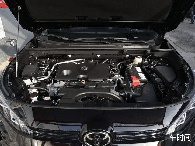 丰田汉兰达|丰田又成功了，被称小汉兰达，油耗仅4.6L，一上市就火了