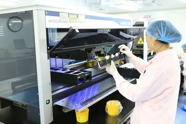 「核酸检测」现场 | 天津核酸检测是怎样的操作流程？一起来看看吧！