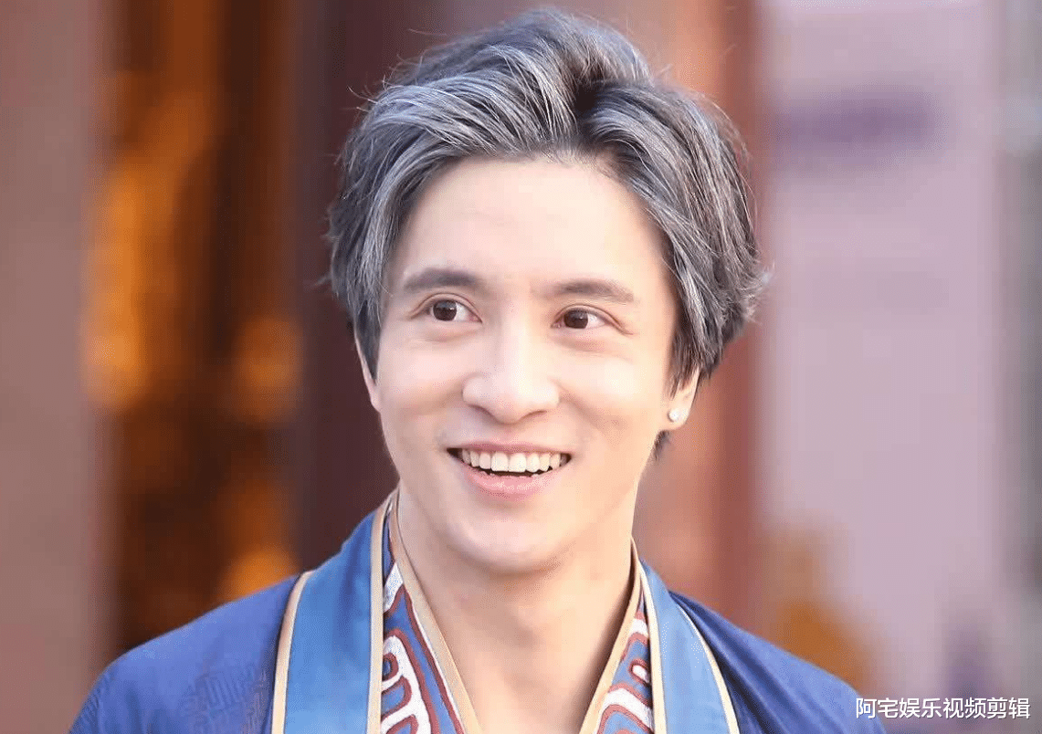 [薛之谦]薛之谦不够有天赋，不够有才华，但他绝对足够执着，执着于音乐