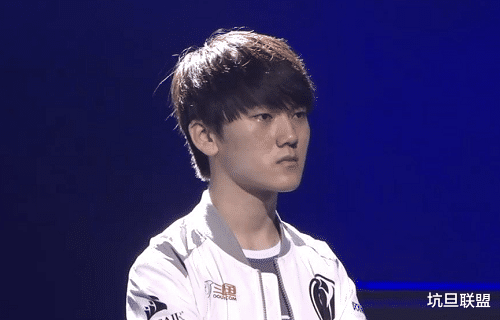 [jackeylove]TES买AD了，Photic压力下开窍发挥出色，Jackeylove去向再遭压缩