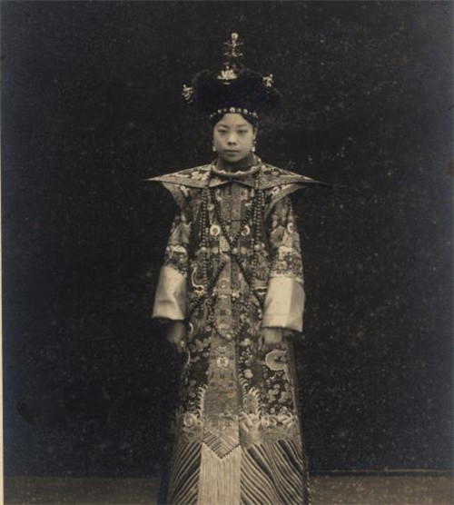 |清朝皇妃真容曝光:婉容长得确实漂亮,魏璎珞的原型堪称绝世美人