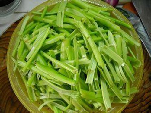 『』脂肪就怕这个菜！每周吃个三四次，小肚腩不见了，让你瘦成S型