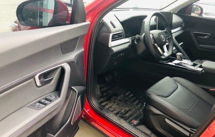 [本田飞度]9万提辆比亚迪宋pro，开了三个月的感受，车主：兼顾动力和油耗！