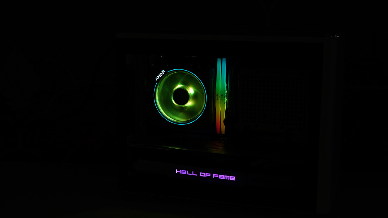 iOS|开学季买笔记本还是台式机？也许组台ITX小钢炮是不错的选择