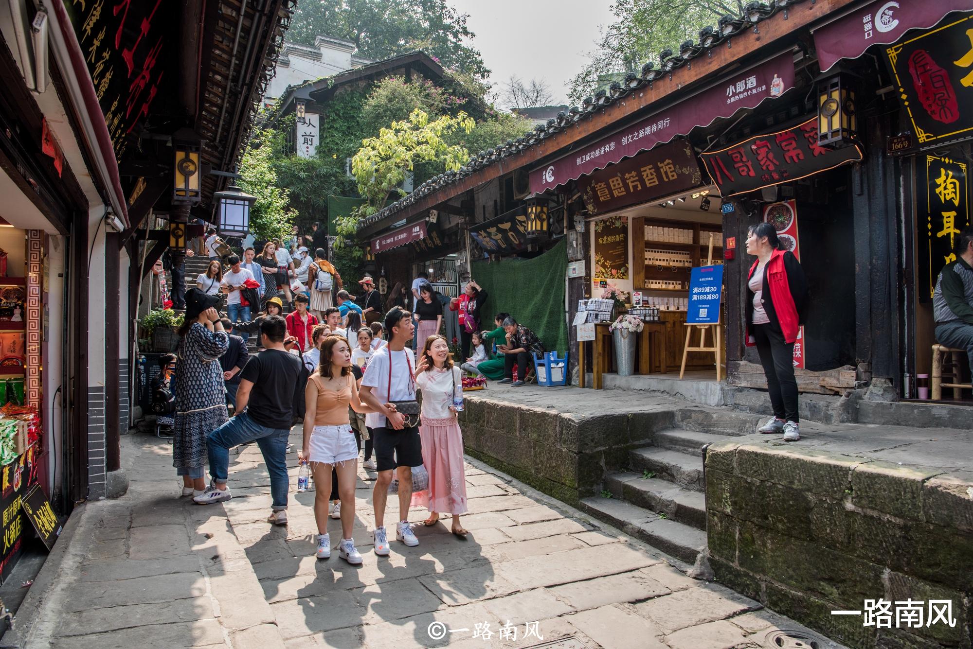 重庆|国庆三大热门景区，到处都是人，游客热情高涨