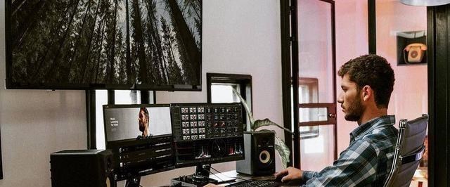 【】这3种职业，再苦再累也不要轻易辞职，熬出头前途光明