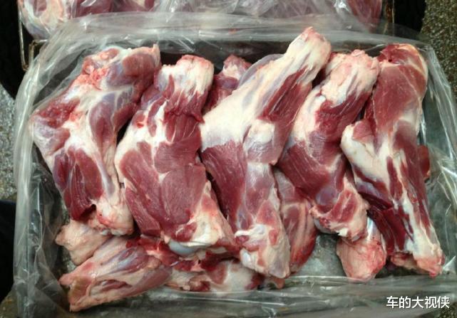 #猪肉#猪身上这块肉最香，一头猪才有1斤，给钱我都不卖！