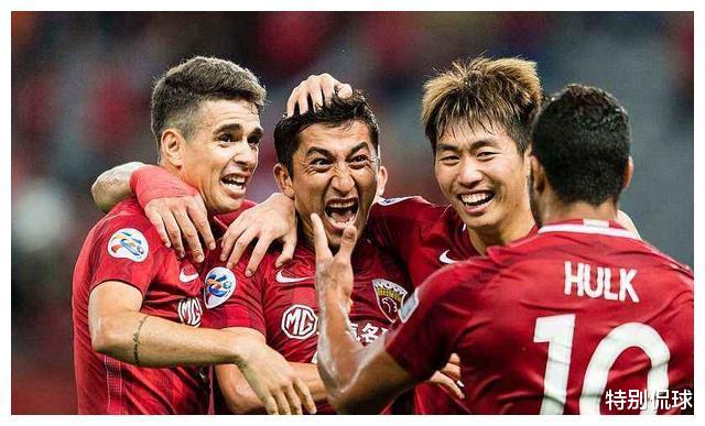 上海上港：中超改名！效仿J联赛，仅3队不用改，上港改名，恒大球迷给否定