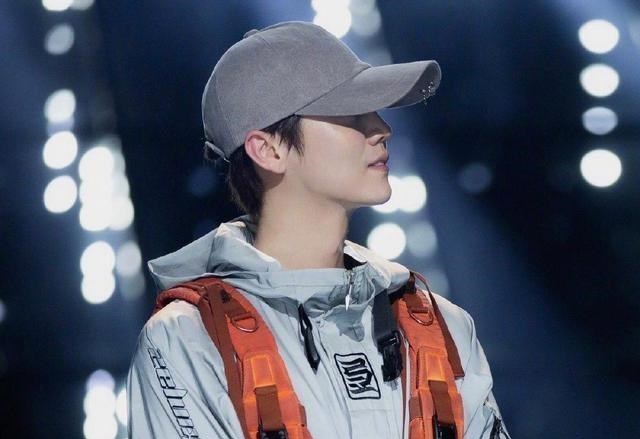 「创造营」《创造营》即将来袭：鹿晗太空服跳分身舞，姜贞羽刘些宁全程帅炸