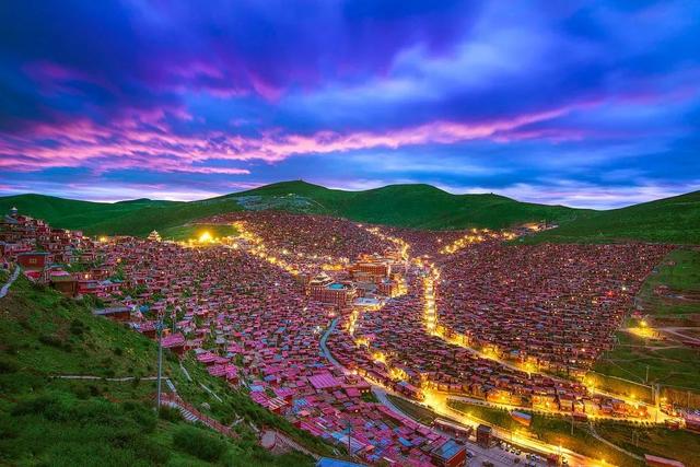 九寨沟|30个一生必去的旅行地,第一名不是九寨沟