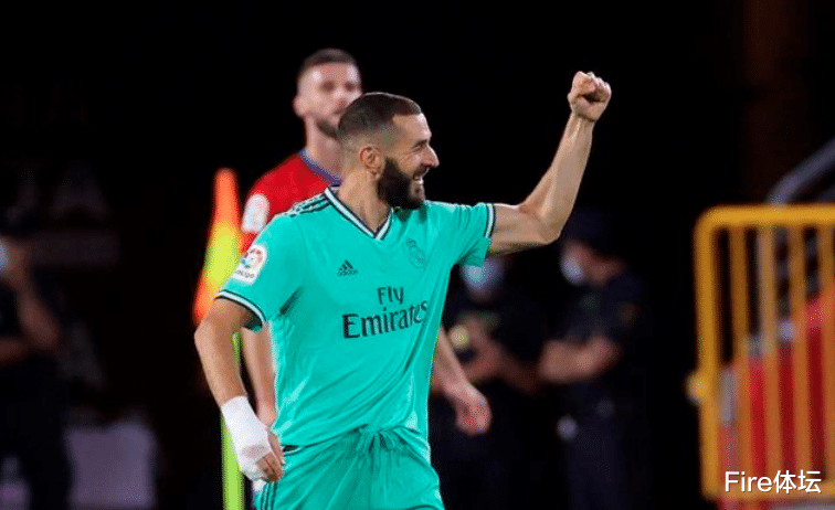 巴塞罗那|西甲悬念结束，巴萨并非四大皆空，还有一座冠军堪称最后遮羞布