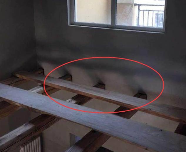 ▲谁说农村房不能做复式?老爸用木板这样装,连村长看完也愣住