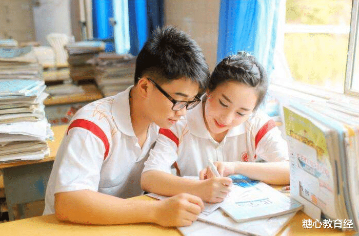 高考|别只关注高考，中考后近一半学生上不了高中，初中分流是否过早