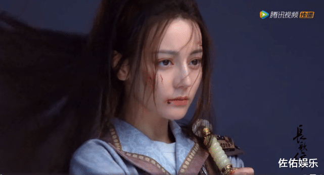 迪丽热巴|迪丽热巴自曝想去国外学钢琴遭家人反对,从此就有离家出走的想法