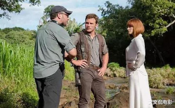 恐龙|《侏罗纪世界3》万众期待，这位反派角色回归，还增了6种新恐龙