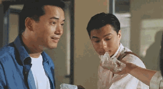 「驱魔警察」1990年，林正英拍《驱魔警察》票房364万，两年后女主退出娱乐圈