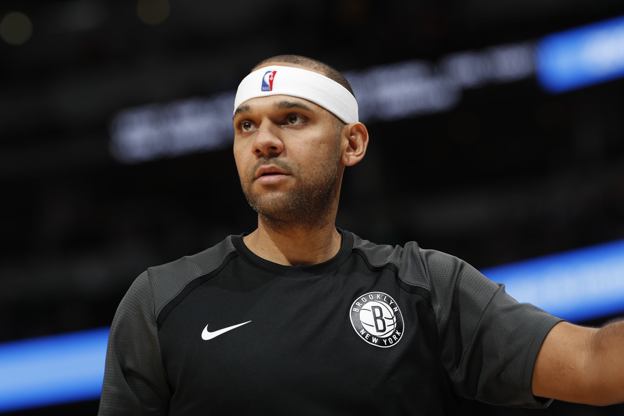 #博尔特#浓眉终于发声！社媒细节让人担忧，球迷：感染的是一主力+字母弟？?