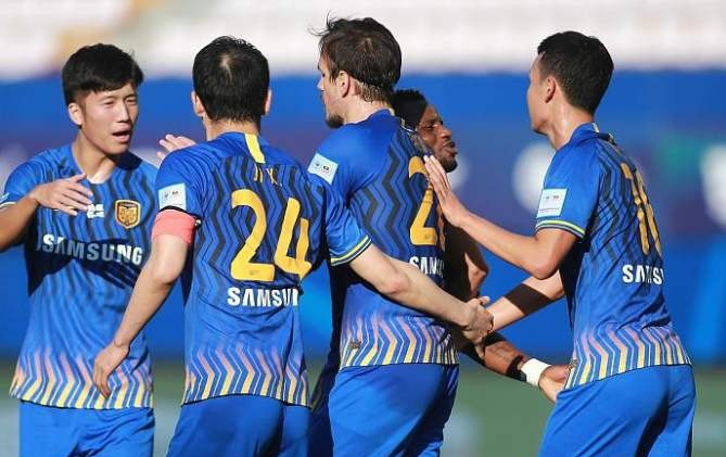 江苏苏宁|焦点大战!恒大或多人轮休,苏宁迎复仇一战,双方首发11人出炉