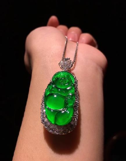 翡翠|传说中的神级翡翠一一龙石种翡翠