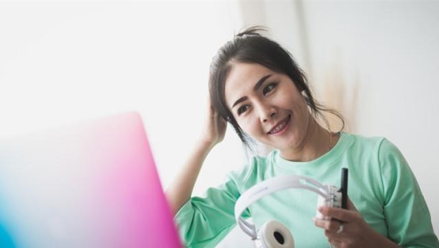 「教育局」因这件小事,一老师又遭学生举报,教育局霸气回应!老师:暖心!