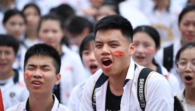 #高考#英语学不好和用不到，应该降为副科，你认同吗？听听老师怎么说