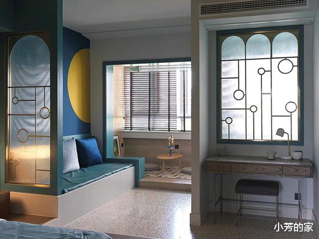 「」他家的设计真干净，几乎所有家具都固定在地上，卫生死角少得可怜