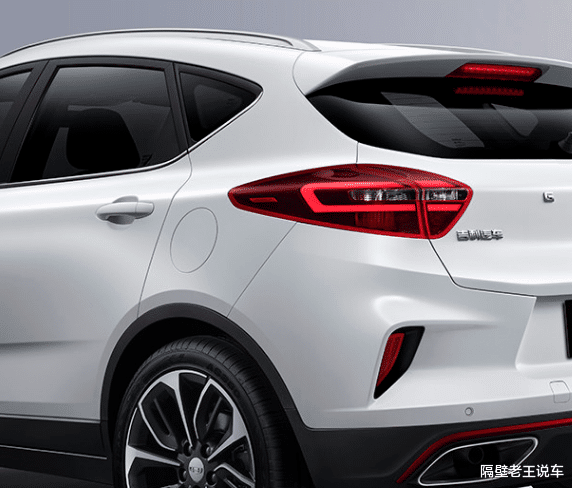 吉利帝豪|SUV版“吉利帝豪”！比哈弗H6豪华，配大溜背+黑车标，降至4.98万