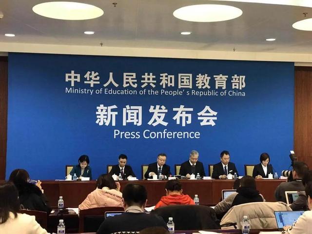 「许可馨」许可馨化名“徐鑫”,出现高中语文试卷上,网友:点赞支持!