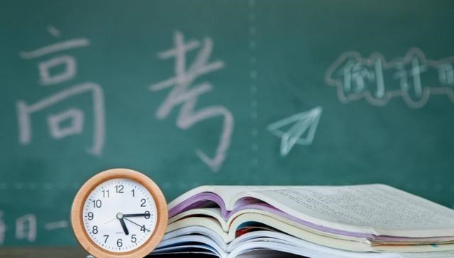 高考状元|725分的高考状元,语文146分令人惊奇,做到这些你也可以