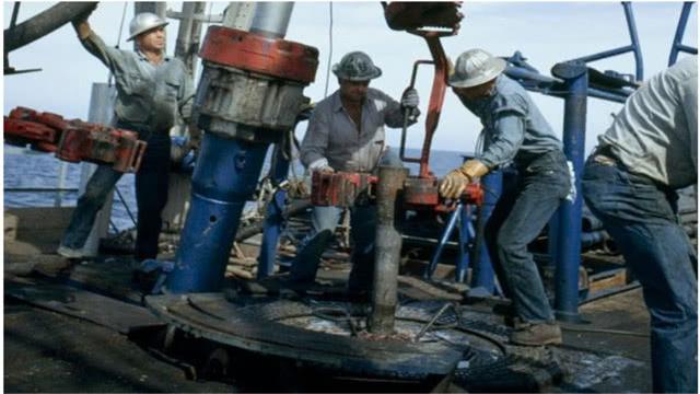 【】49年后才明白，当年苏联“挖穿地球”，为何最终停在12262米处？