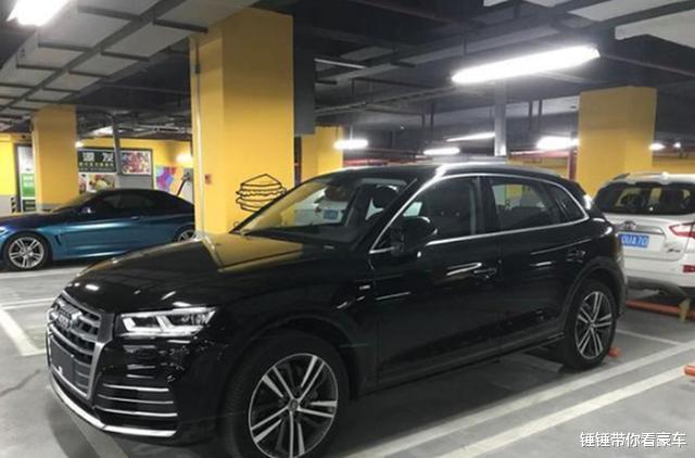 『奥迪Q5』奥迪又降价了，从38.7万跌至29.9万，上月卖出10882台，要啥途昂