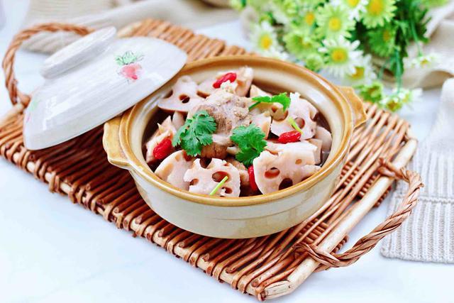 莲藕|莲藕和它是绝配，隔三差五喝，养肝除湿，强身健体，腰腿不酸了