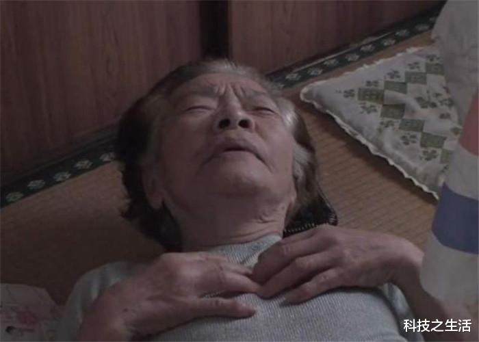 【】人们在死亡的时候，他们到底看到什么，为什么会流下泪水呢？