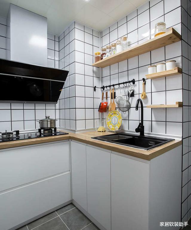 ##68㎡小家,吧台代替餐桌,实用又有情调,进门就被迷住,晒晒!