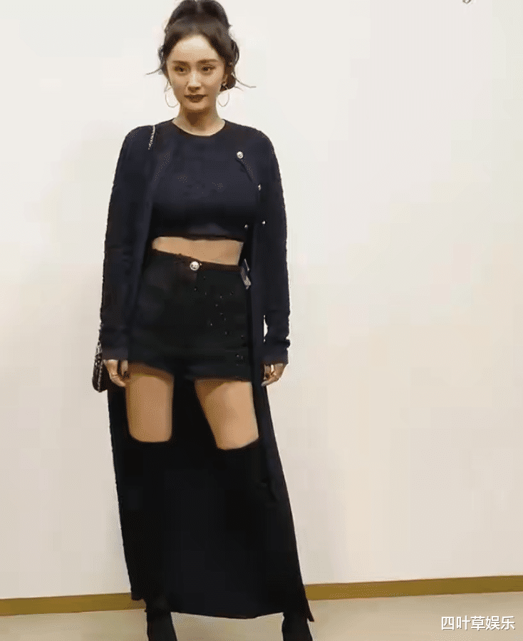 杨幂|“诗幂”同框照疯传，活动生图颜值耐打，杨幂显得像小女人