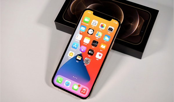 红米手机|iPhone12刚上市,iPhone13就传来新消息,给果粉泼了一盆冷水