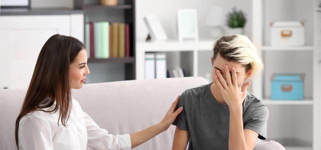 跟阿北聊生活 13岁女孩被老师质疑后溺亡，为何宁愿委屈也不告知家长？有原因！