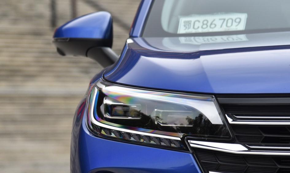 宝马7系|奇瑞瑞虎8和传祺GS4哪个级别高？刚7000公里，车主说了这些话