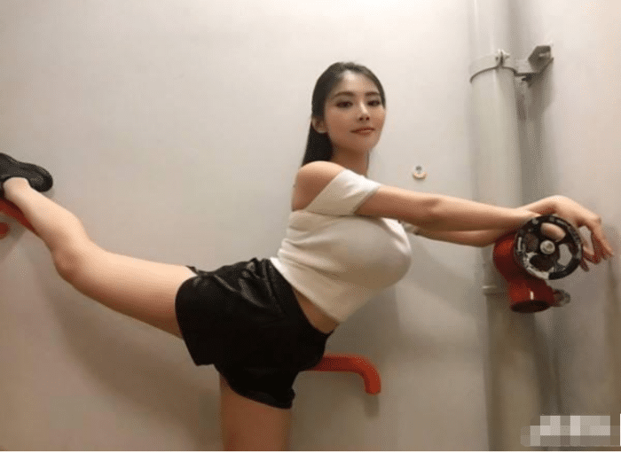 王晶■王晶为她下3年功夫，刘德华甄子丹都带不动，沈腾却带她怒挣3个亿