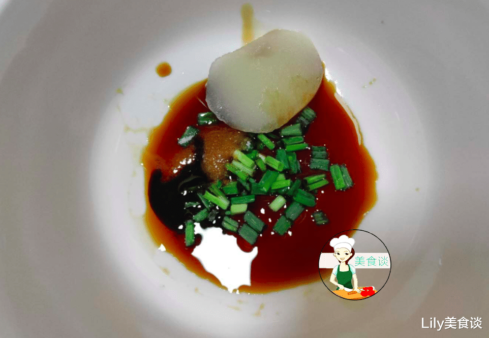 阳春面▲早餐就馋这碗面,一煮一兑,3分钟上桌,营养又顶饱,我最乐意做