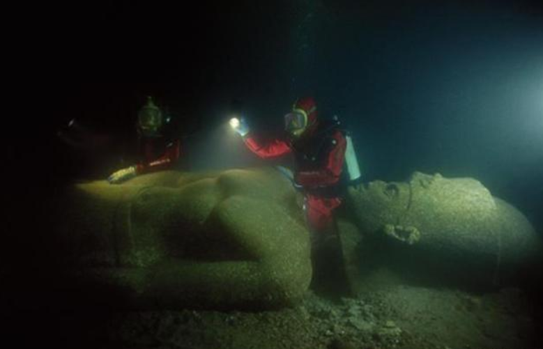 金字塔：我国近海发现现史前遗址，距今1.5万年，专家：比亚特兰蒂斯还先进