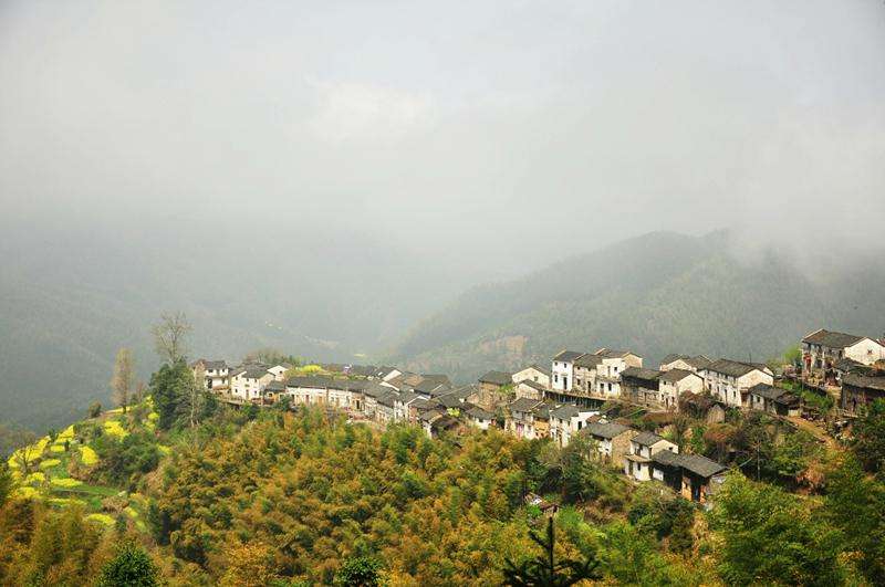 『牟尼沟』适合五月份旅游的景点,不想人挤人,就跟着我走吧