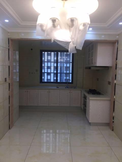 「」农村婆婆非要给全屋贴瓷砖，做好看到效果后我们都闭嘴了！